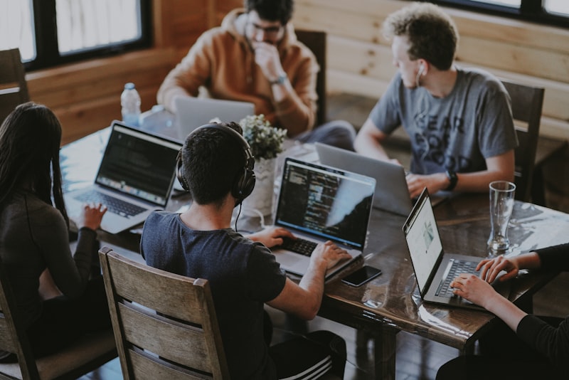 Zoho People HR Management and Attendance Systems